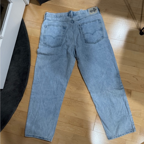 Levi’s Silvertab loose light wash Jeans 36x30 - Picture 4 of 5